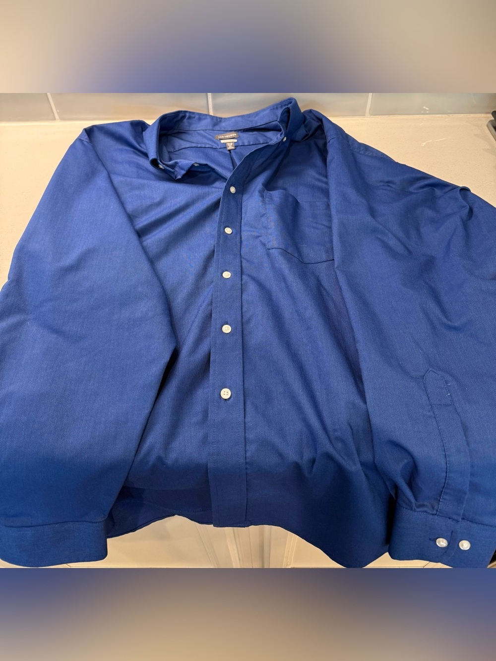 Van Heusen regular fit Men's Button-Up Shirt in Blue